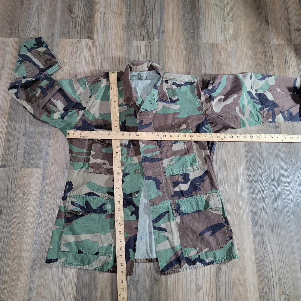US Army Issued Shirt Jacket Woodland Camo Combat Pattern Med-Reg 37